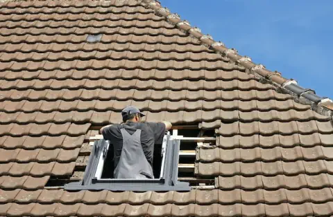 Pose de velux - Courry